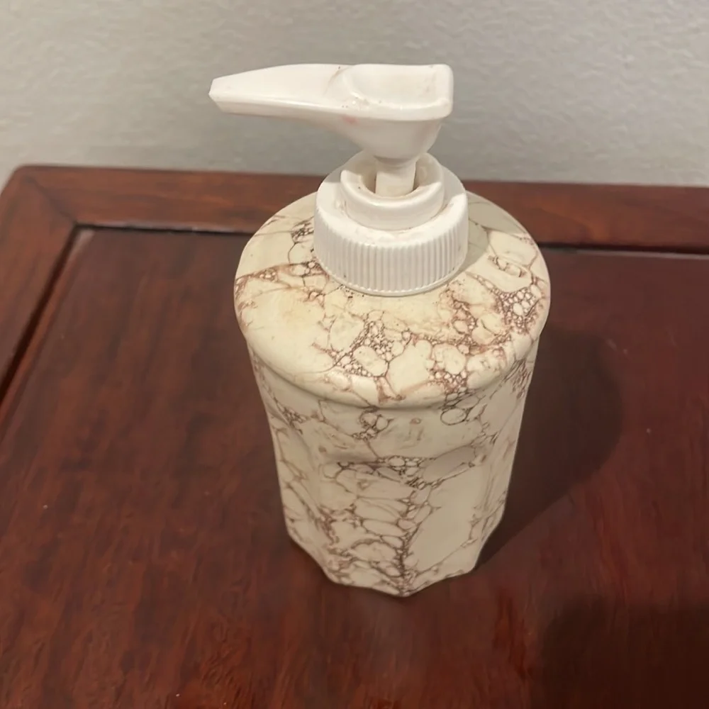 Vintage dispenser white referral
